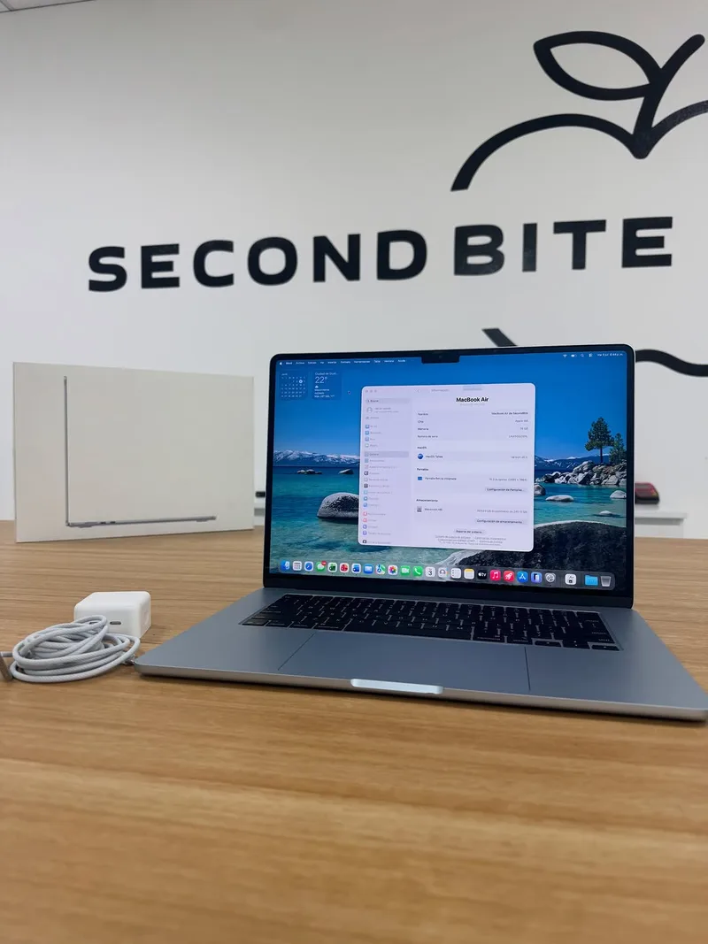 MacBook Air 15 M4 2025